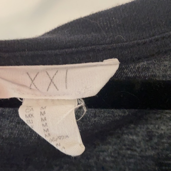 Forever 21 short sleeve Tee - Picture 2 of 4